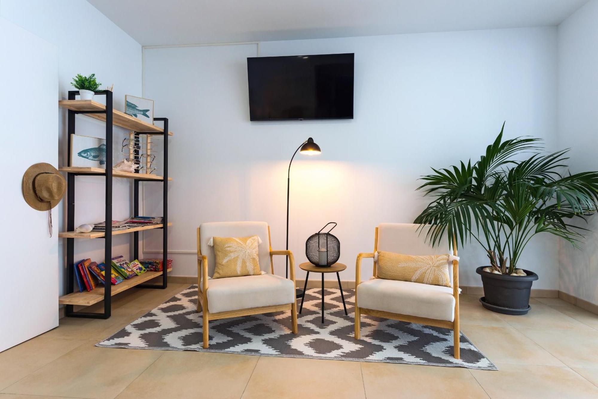 Bamblue Boutique Apartments Пинеда-де-Мар Экстерьер фото