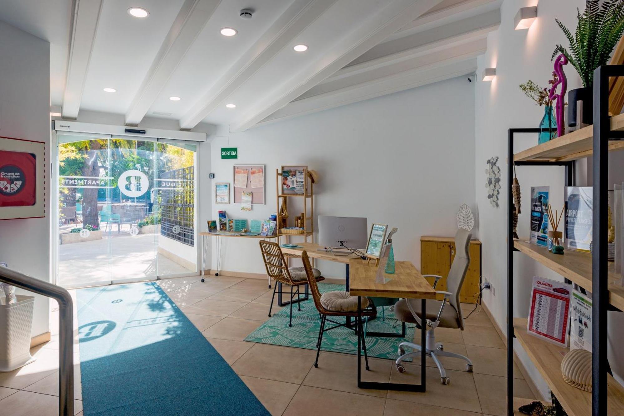 Bamblue Boutique Apartments Пинеда-де-Мар Экстерьер фото
