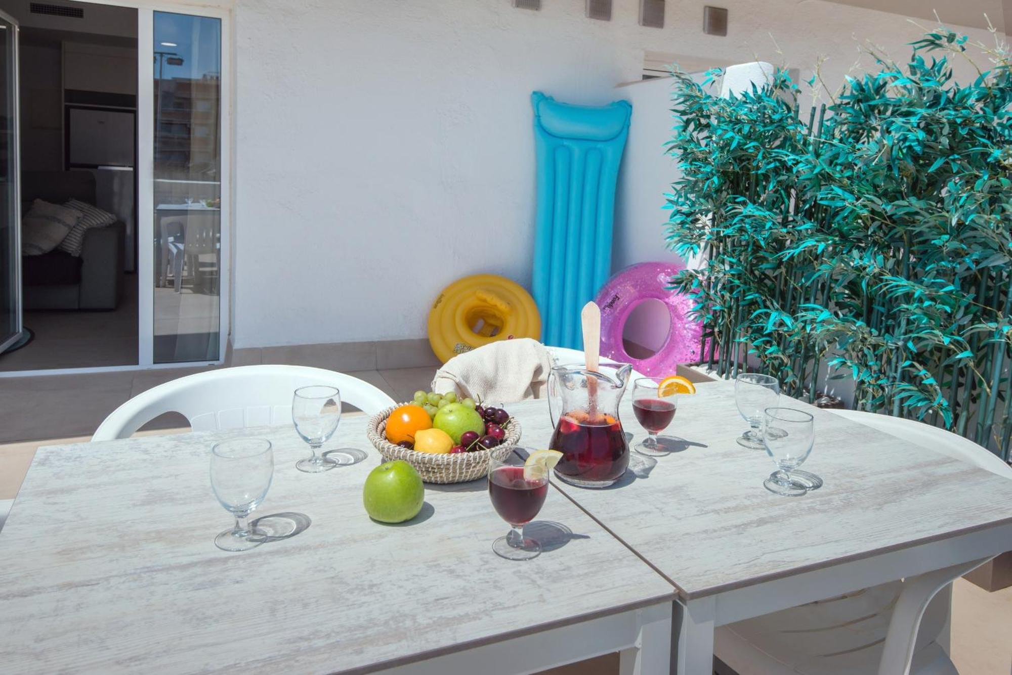 Bamblue Boutique Apartments Пинеда-де-Мар Экстерьер фото