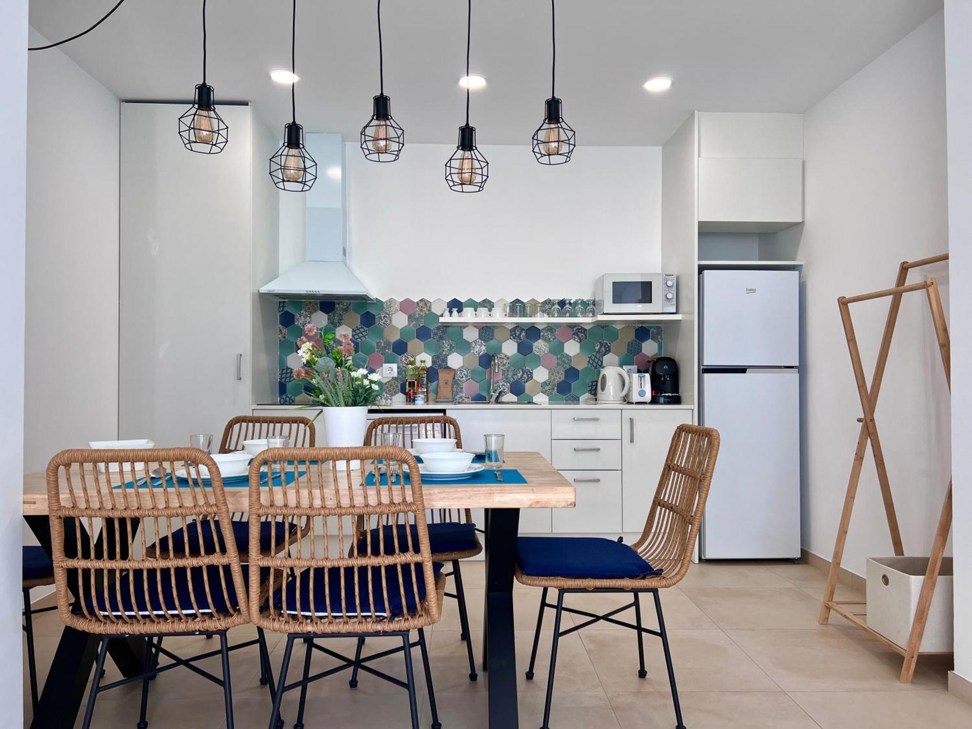 Bamblue Boutique Apartments Пинеда-де-Мар Экстерьер фото
