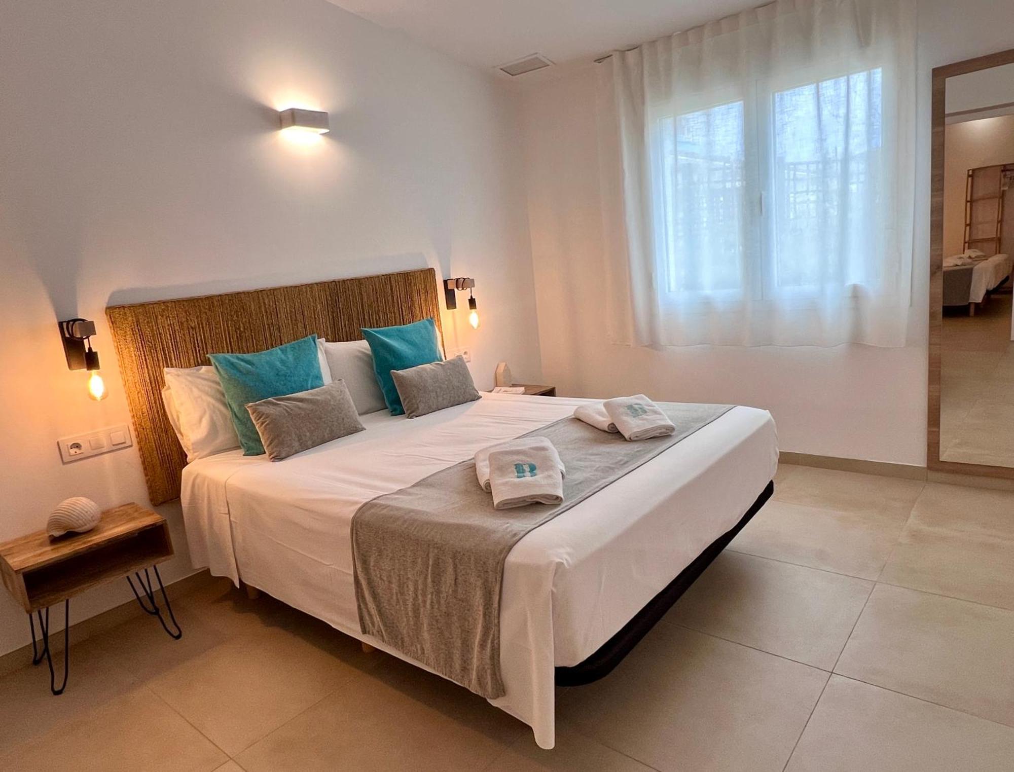 Bamblue Boutique Apartments Пинеда-де-Мар Экстерьер фото