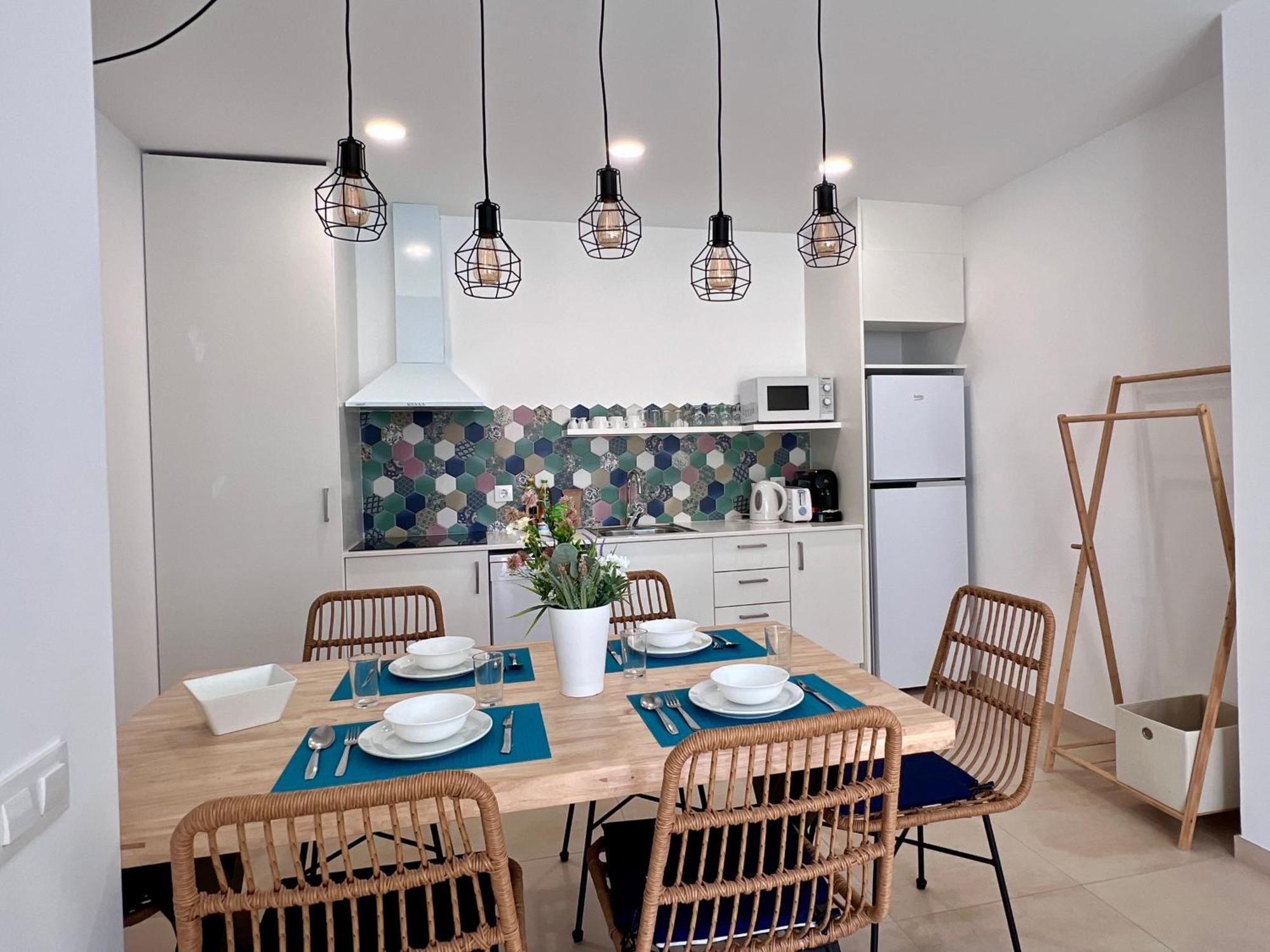 Bamblue Boutique Apartments Пинеда-де-Мар Экстерьер фото