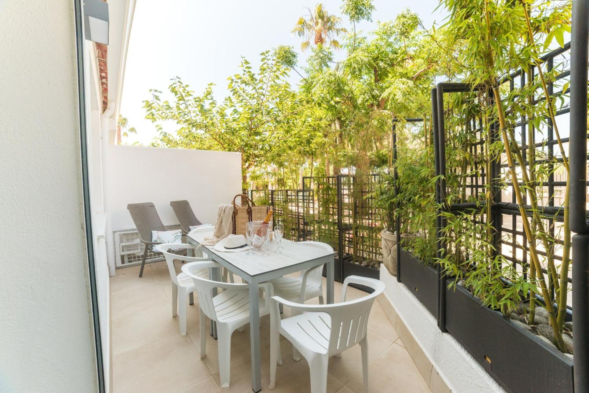 Bamblue Boutique Apartments Пинеда-де-Мар Экстерьер фото