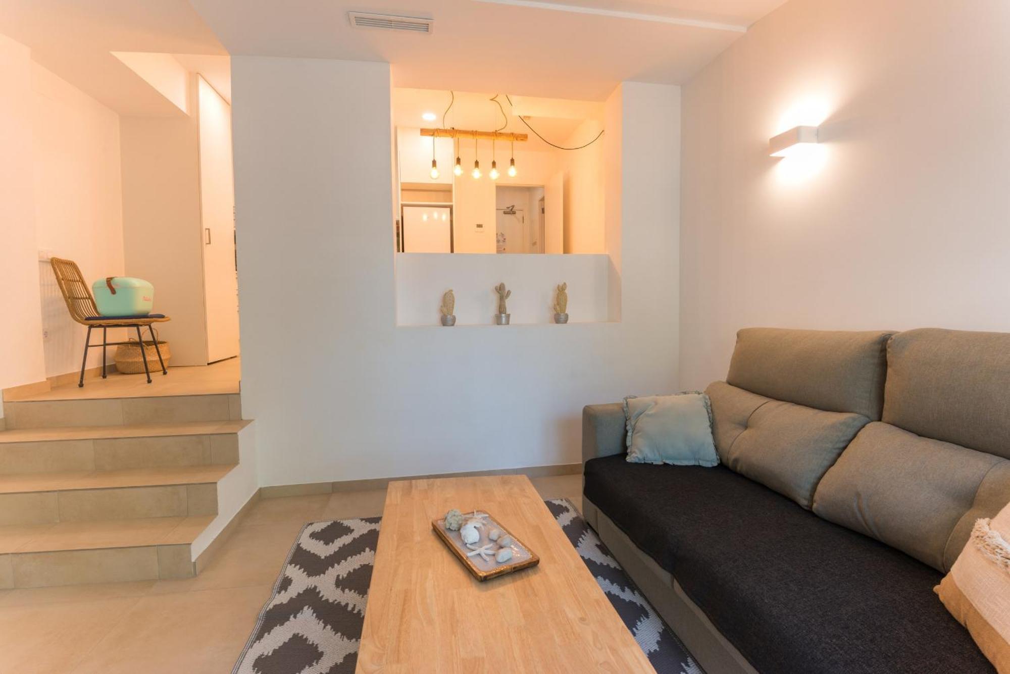 Bamblue Boutique Apartments Пинеда-де-Мар Экстерьер фото