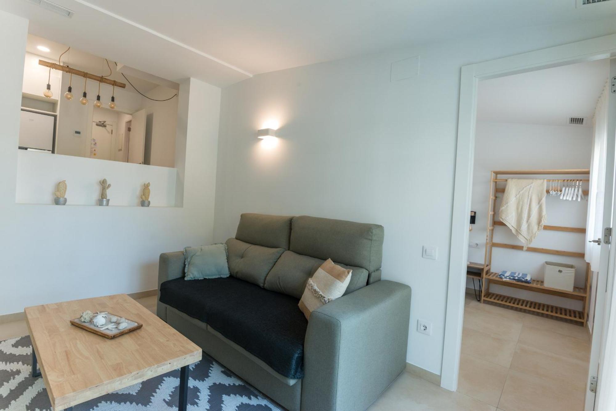 Bamblue Boutique Apartments Пинеда-де-Мар Экстерьер фото