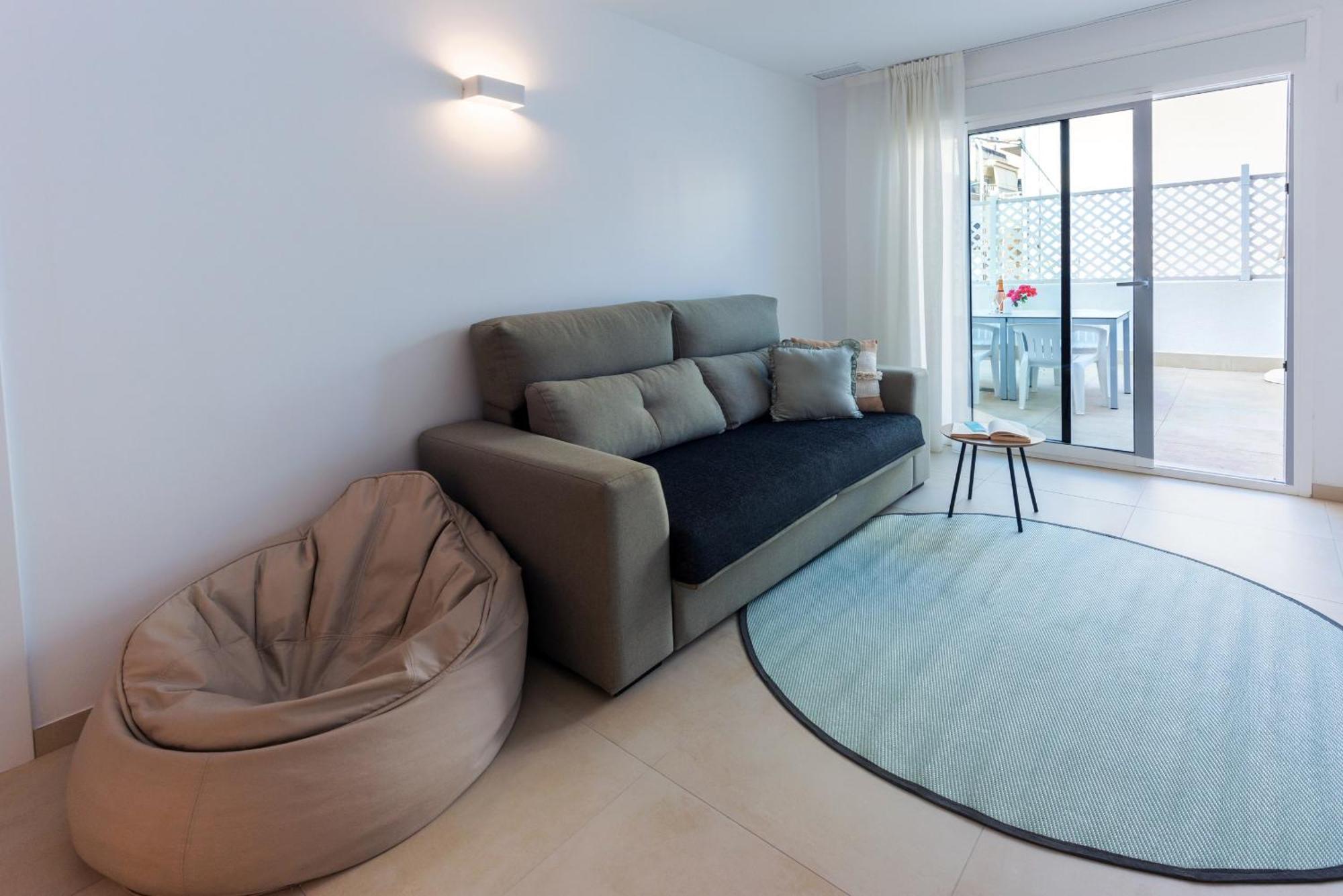 Bamblue Boutique Apartments Пинеда-де-Мар Экстерьер фото